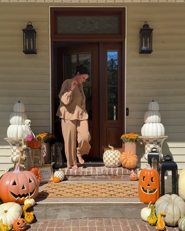 @kenziemariehome’s 4 Lite SDL Fiberglass in Antique Gunstock at their home