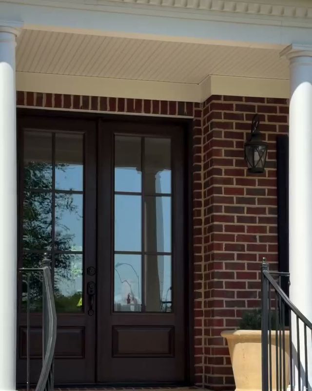 @sonelymateo’s 6 Lite SDL Fiberglass in Antique Pecan at their home